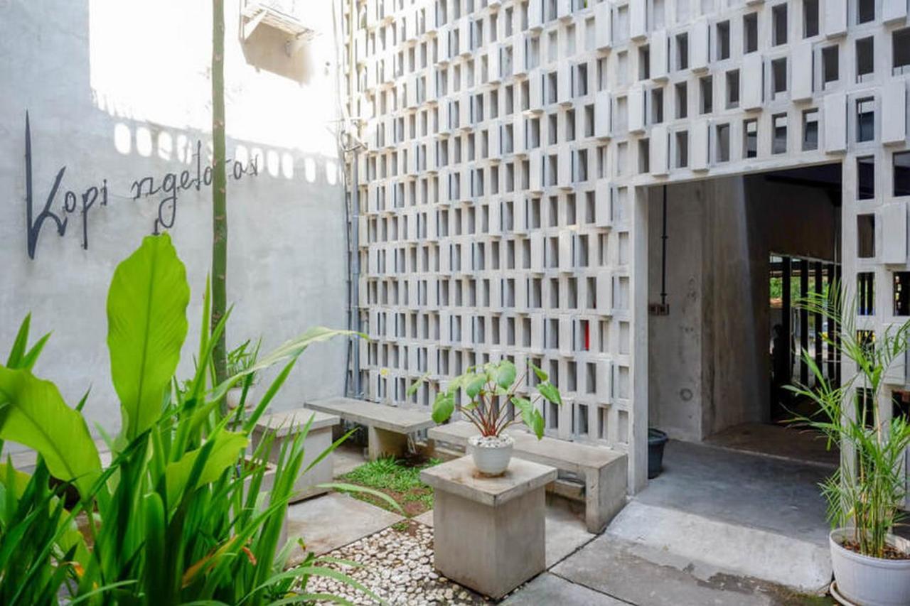 Reddoorz Plus Near Kawasan Sam Poo Kong Semarang Exterior photo